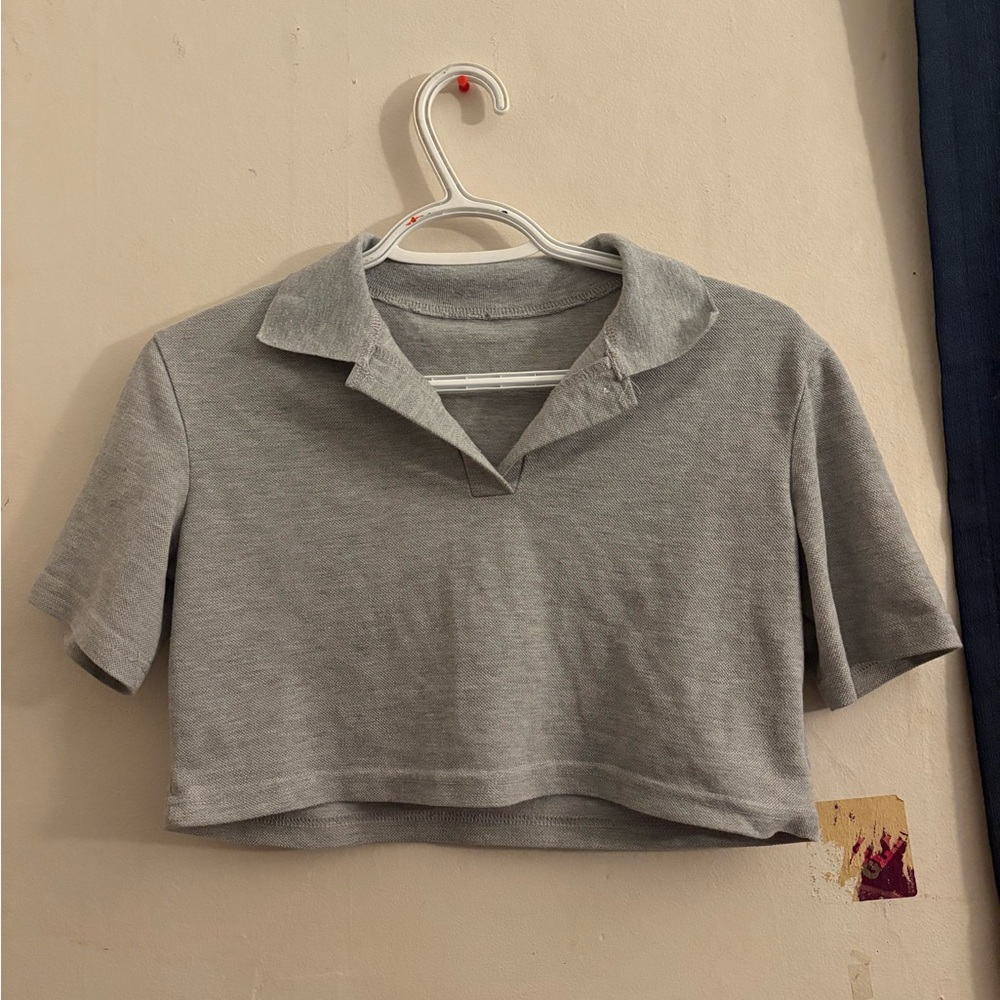 Dazy Gray button up crop top